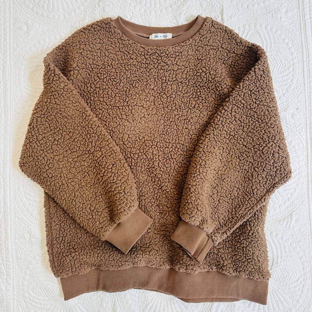 Brown sweatshirt